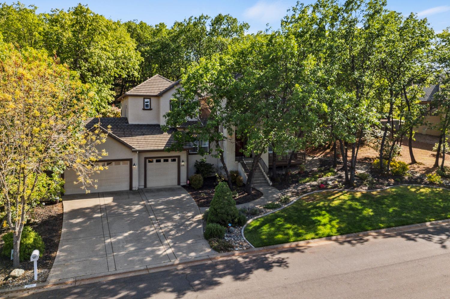 Detail Gallery Image 8 of 92 For 3415 N Chasen Dr, Cameron Park,  CA 95682 - 4 Beds | 3 Baths