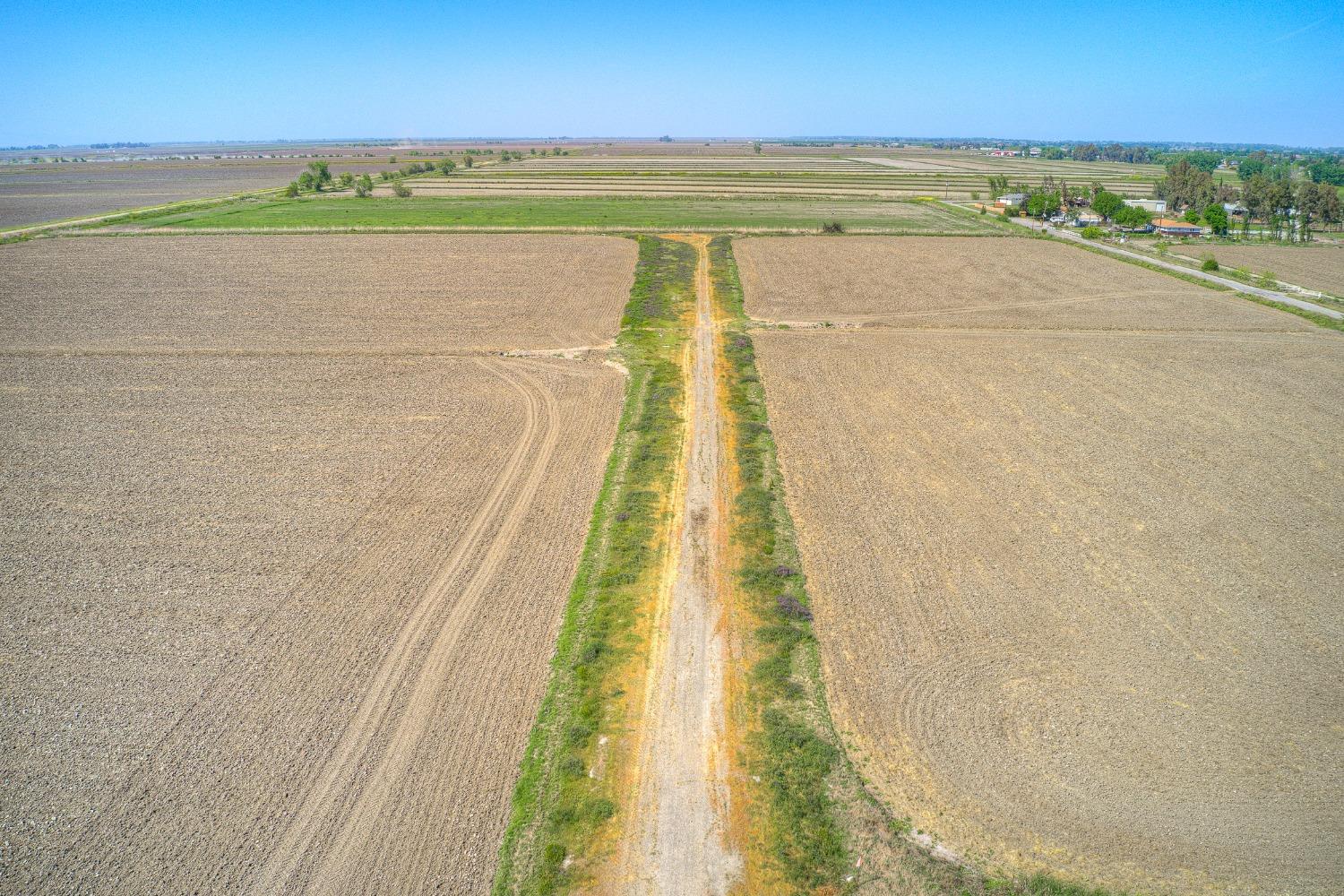 Detail Gallery Image 74 of 84 For 3145 Hunter Rd, Colusa,  CA 95932 - 3 Beds | 2/1 Baths