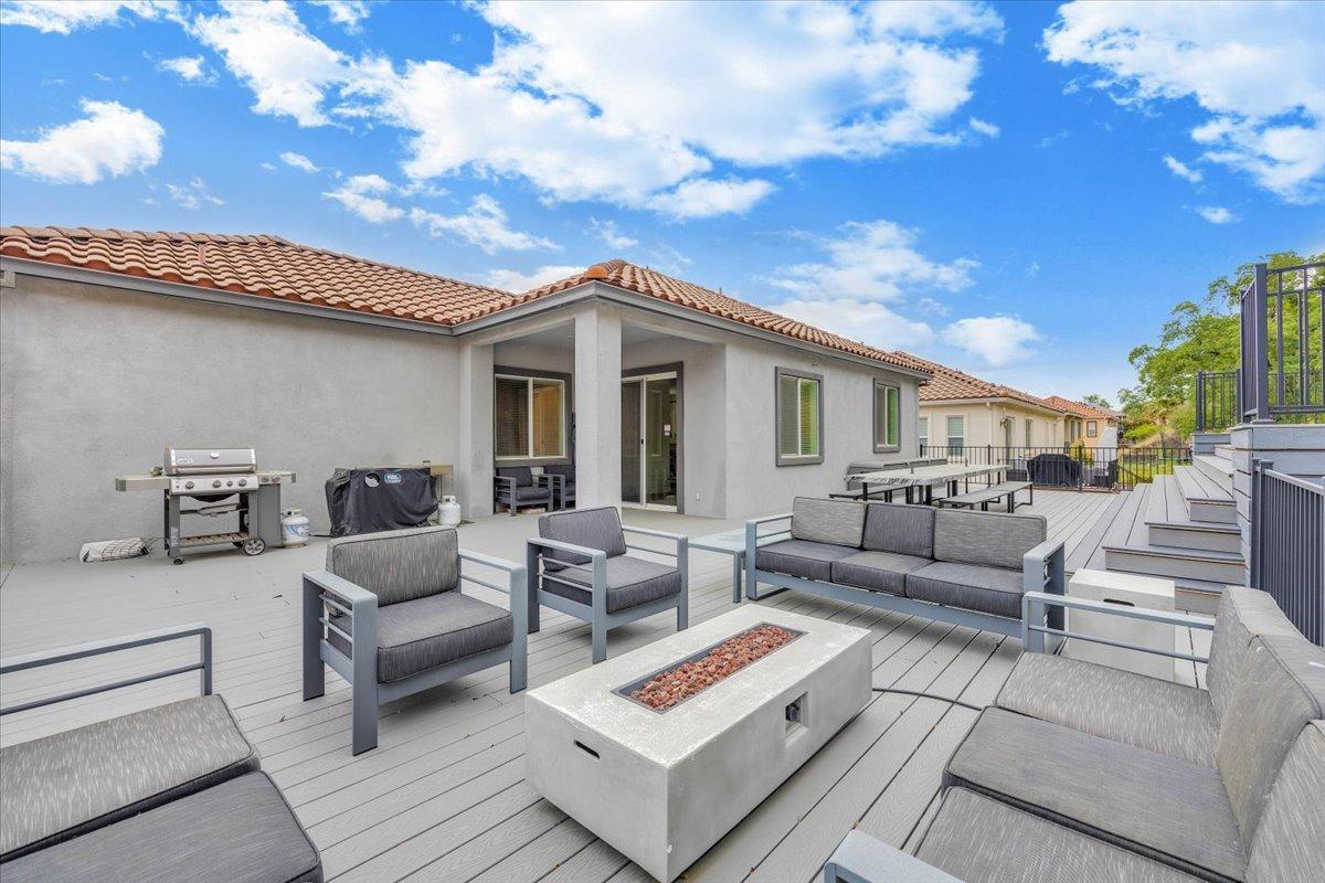 Detail Gallery Image 60 of 99 For 243 Athena Dr #52,  Copperopolis,  CA 95228 - 4 Beds | 3 Baths