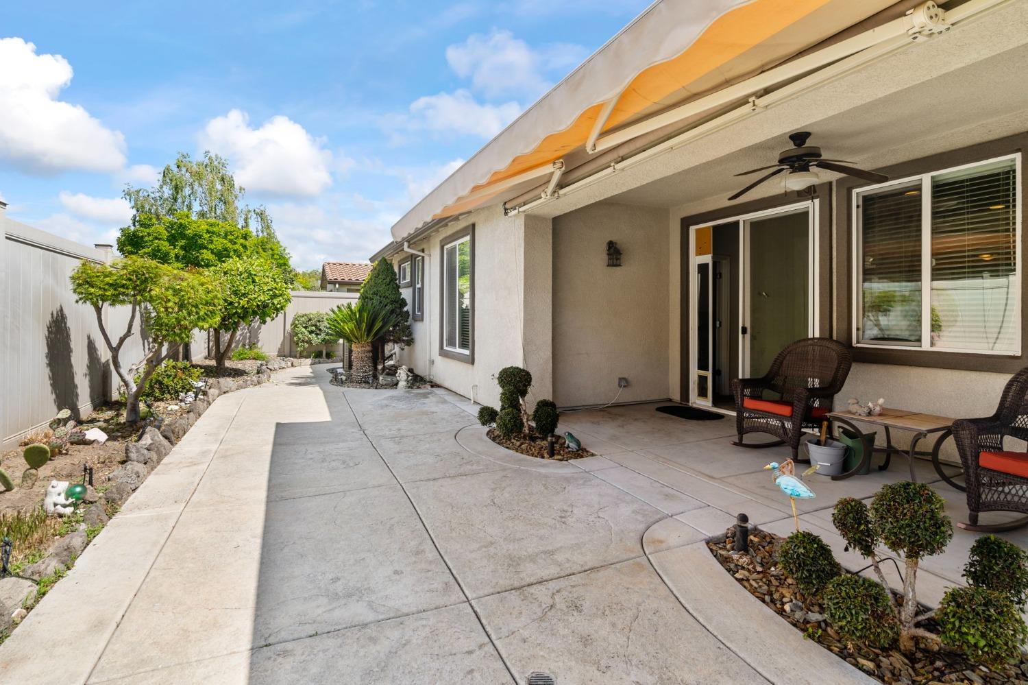Detail Gallery Image 33 of 67 For 2337 Ashbrooke Ln, Manteca,  CA 95336 - 3 Beds | 2 Baths