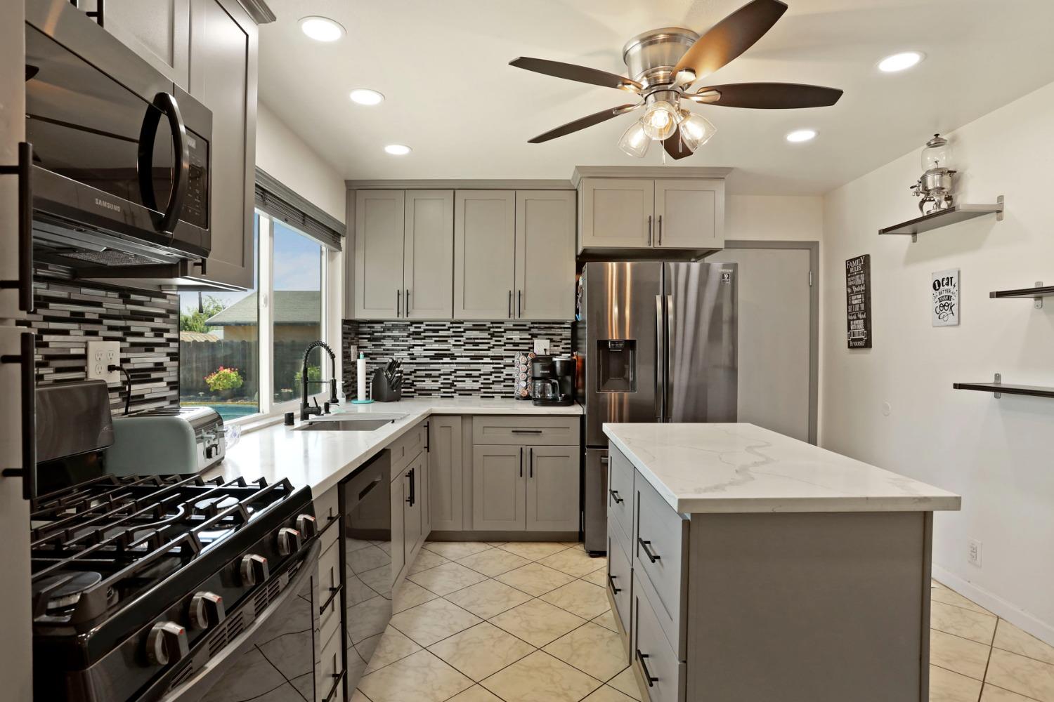 Detail Gallery Image 60 of 75 For 5446 Teixeira Dr, Stockton,  CA 95215 - 3 Beds | 2 Baths