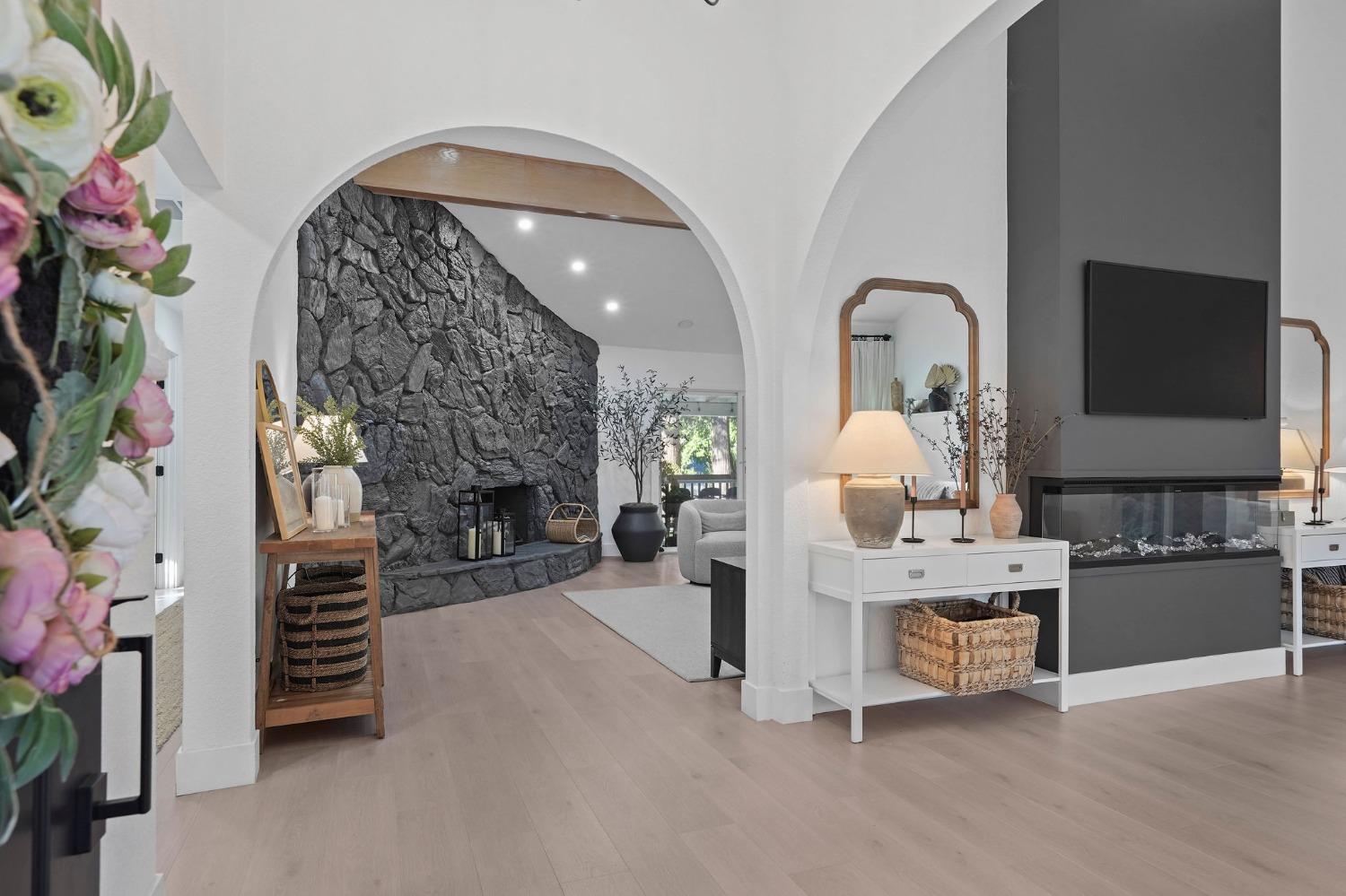 Mercer Way, Fair Oaks, California image 3