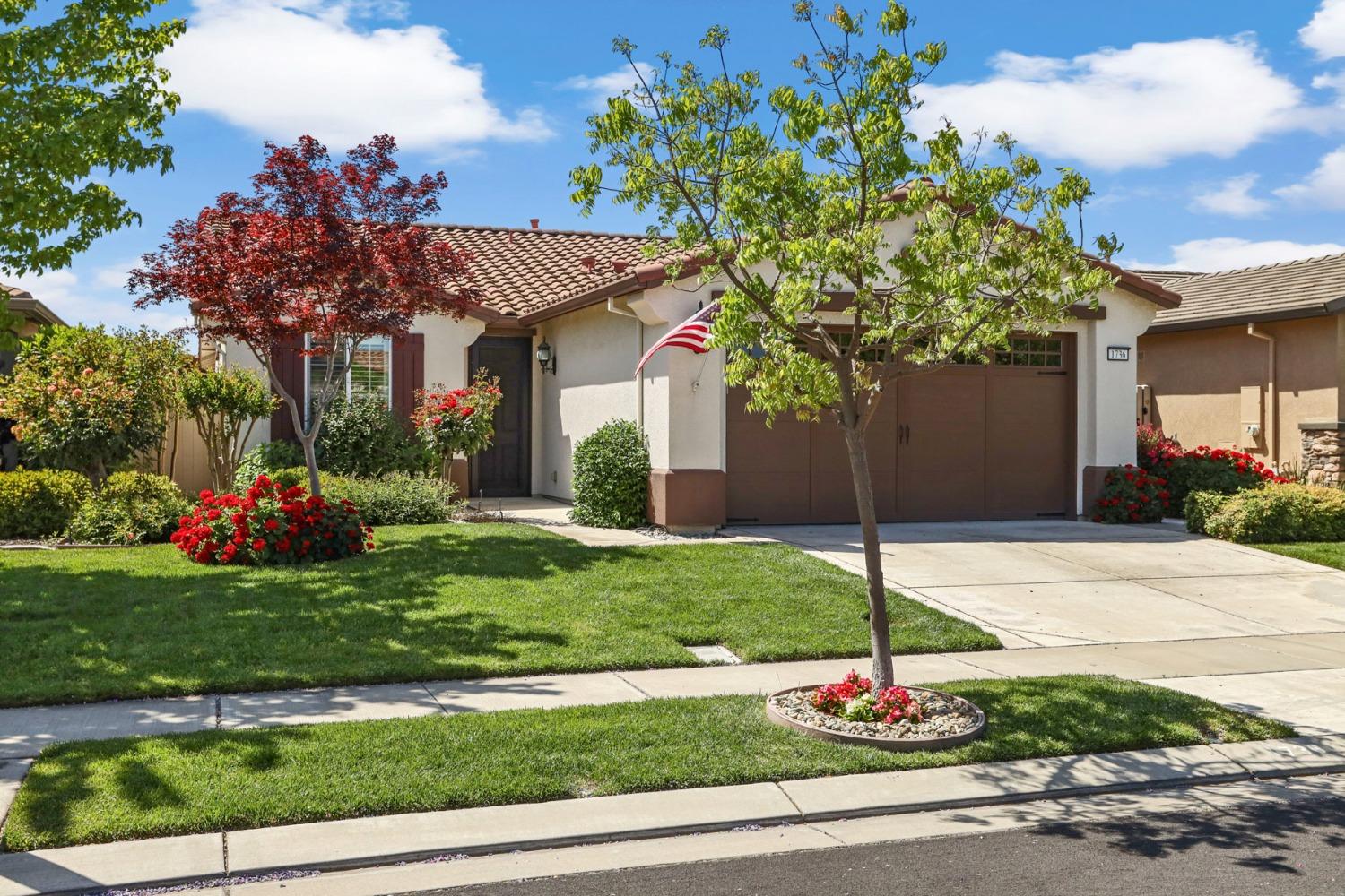 Detail Gallery Image 7 of 78 For 1736 Dogwood Glen Way, Manteca,  CA 95336 - 2 Beds | 2 Baths