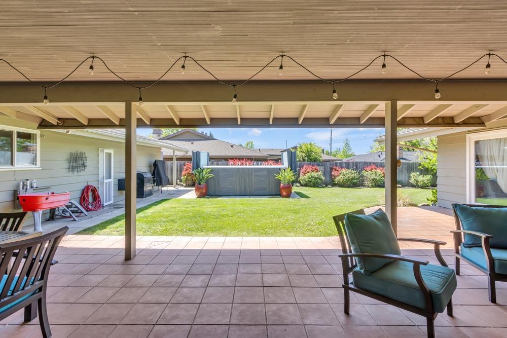 Detail Gallery Image 70 of 94 For 3250 Bonita Dr, Sacramento,  CA 95821 - 3 Beds | 3 Baths