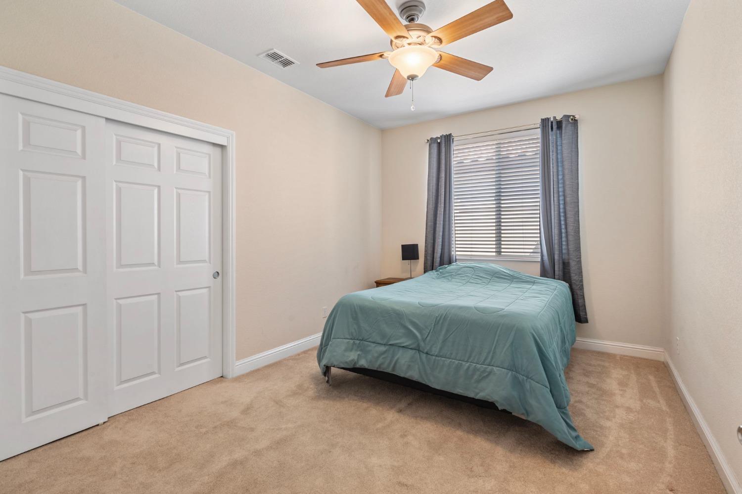 Detail Gallery Image 30 of 67 For 2337 Ashbrooke Ln, Manteca,  CA 95336 - 3 Beds | 2 Baths