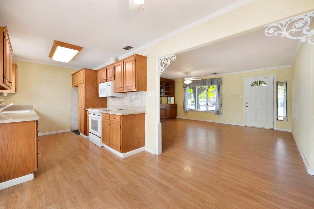 Whitney Avenue, Carmichael, California image 12