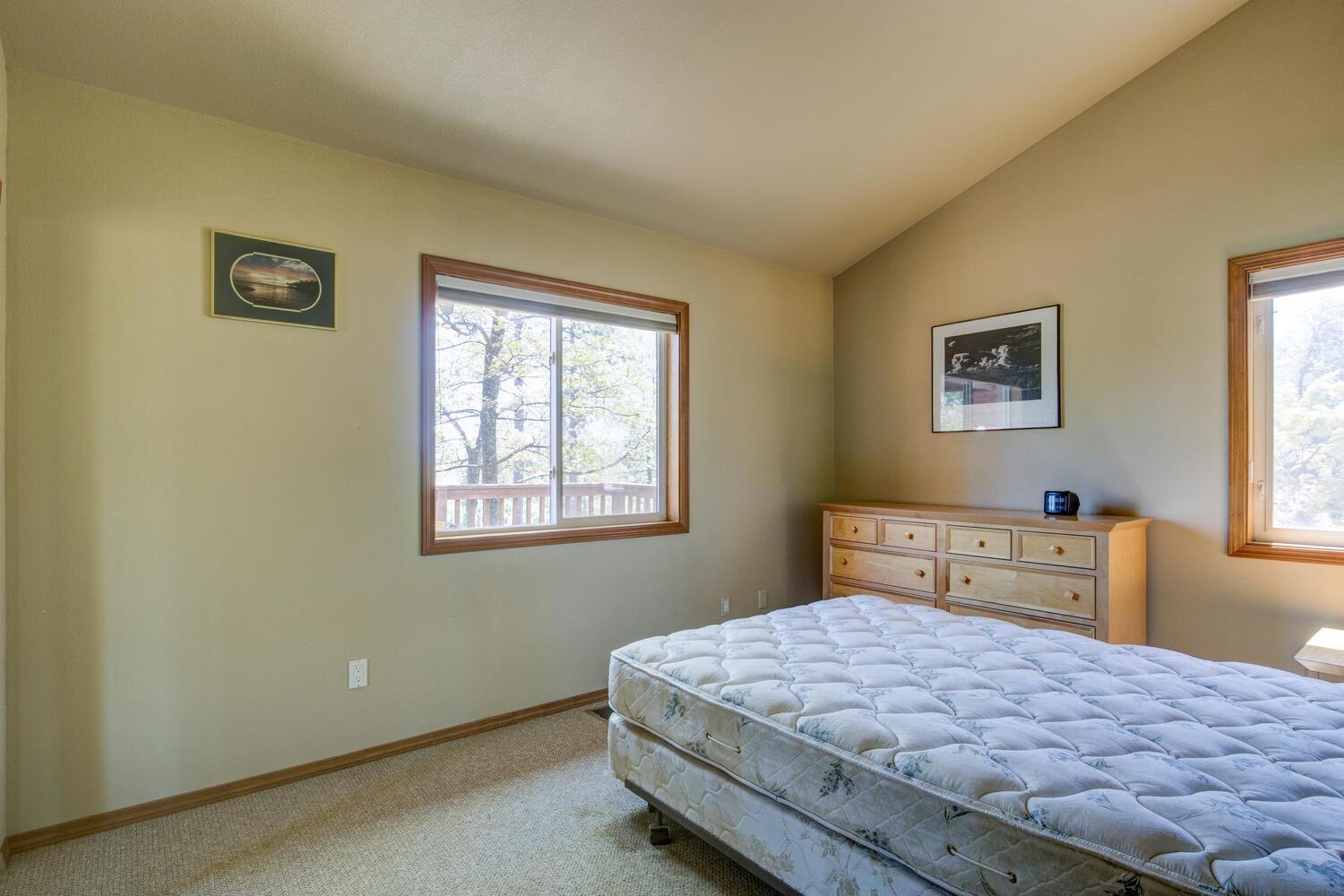 Detail Gallery Image 27 of 76 For 9413 E Ponderosa Way, Coulterville,  CA 95311 - 3 Beds | 2 Baths