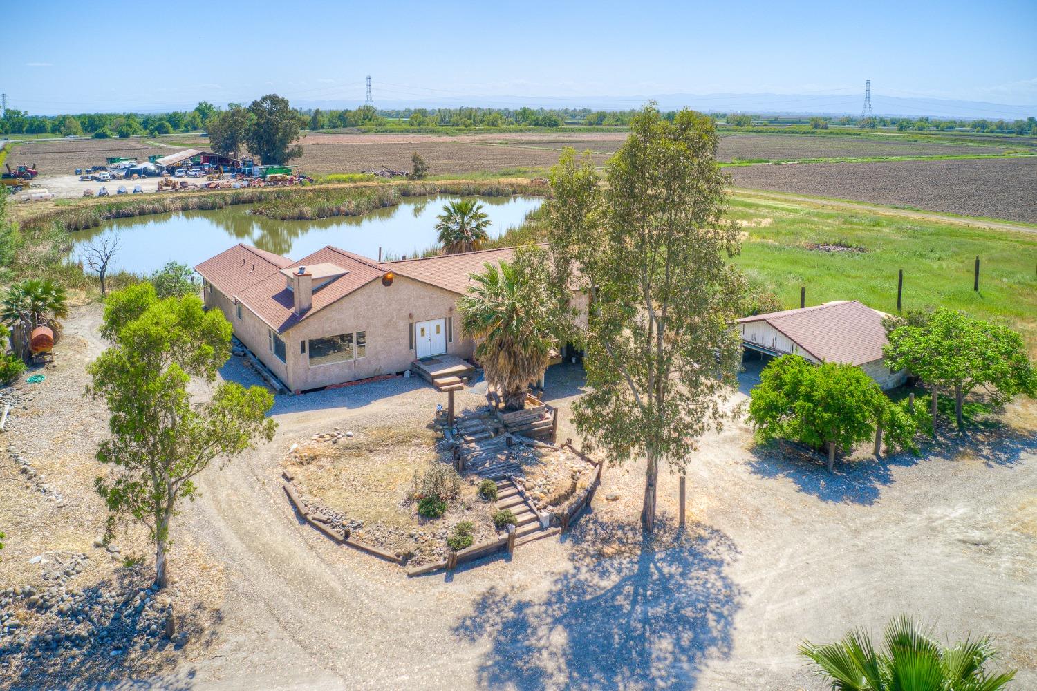 Detail Gallery Image 1 of 84 For 3145 Hunter Rd, Colusa,  CA 95932 - 3 Beds | 2/1 Baths