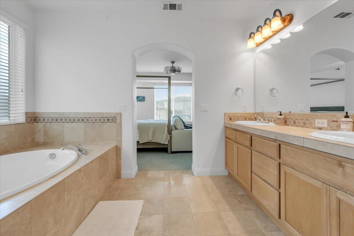 Detail Gallery Image 25 of 99 For 243 Athena Dr #52,  Copperopolis,  CA 95228 - 4 Beds | 3 Baths
