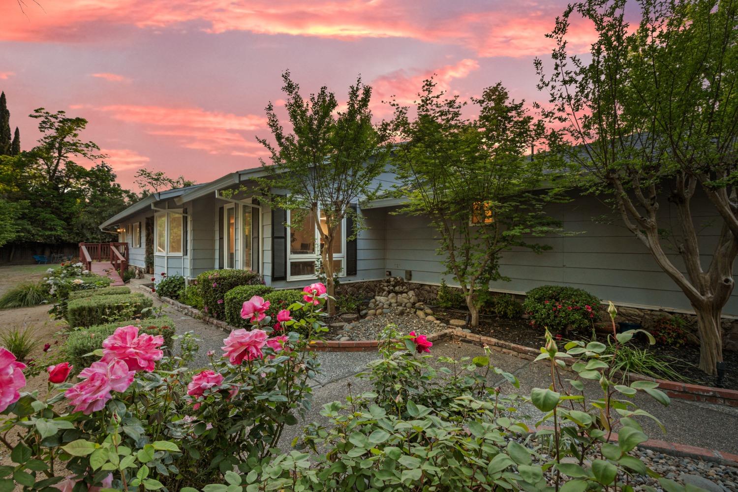 Detail Gallery Image 56 of 60 For 1099 Stewart Rd, Sacramento,  CA 95864 - 7 Beds | 6/1 Baths
