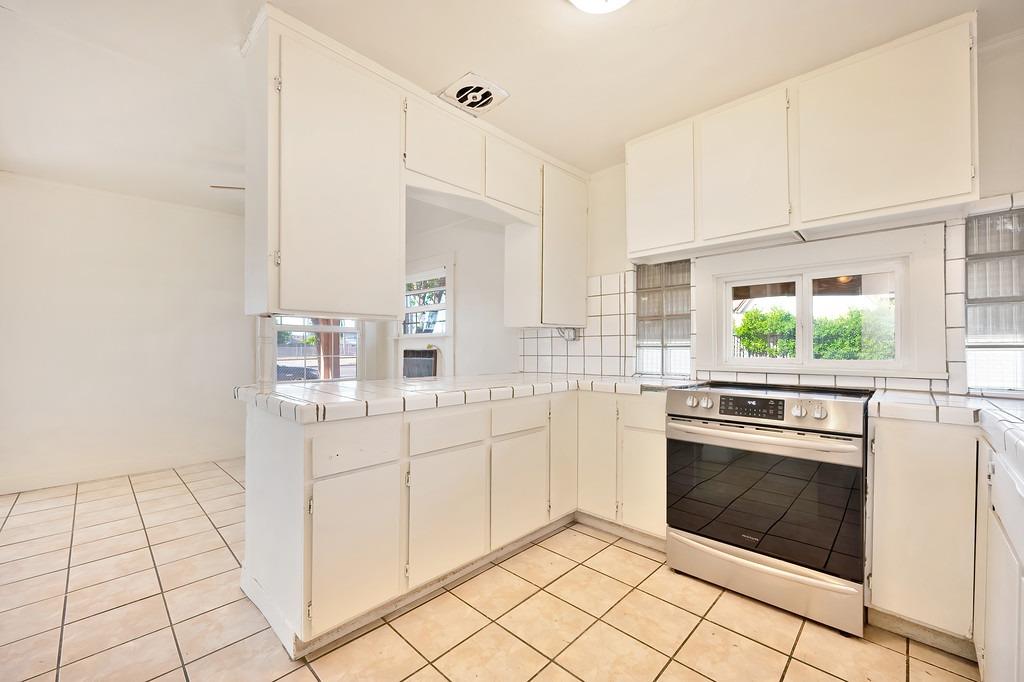 W Hatch Road, Modesto, California image 17