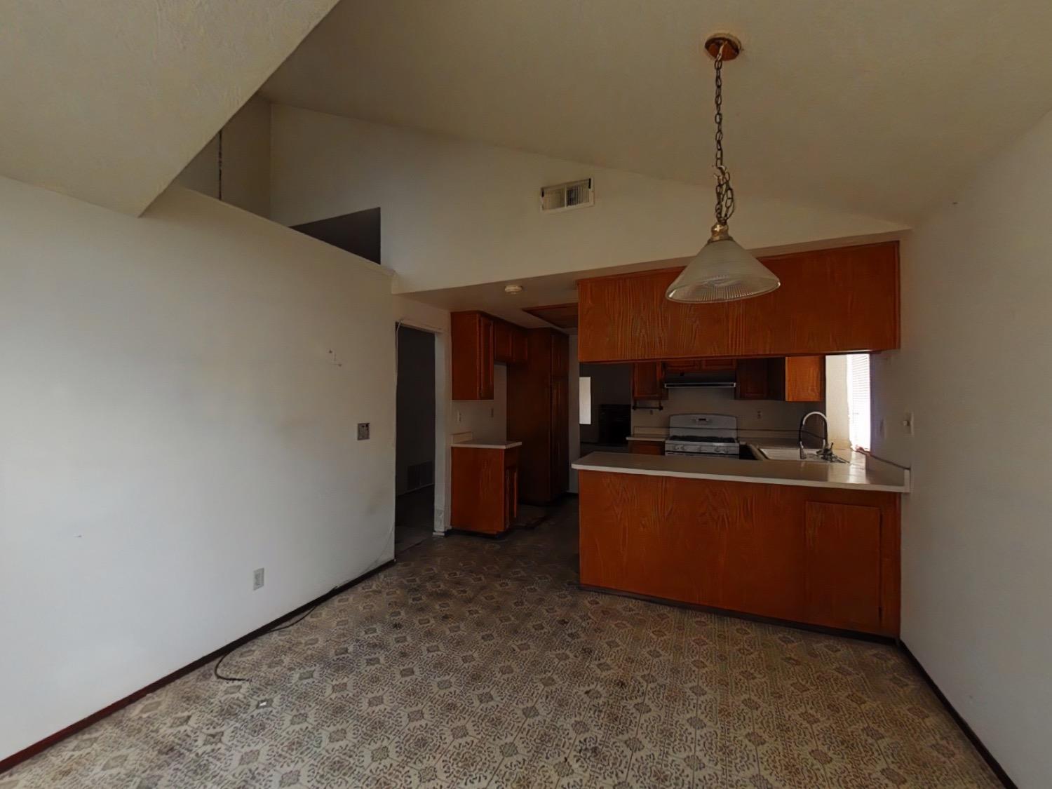 Detail Gallery Image 5 of 30 For 8328 Pinefield Dr, Antelope,  CA 95843 - 3 Beds | 2 Baths