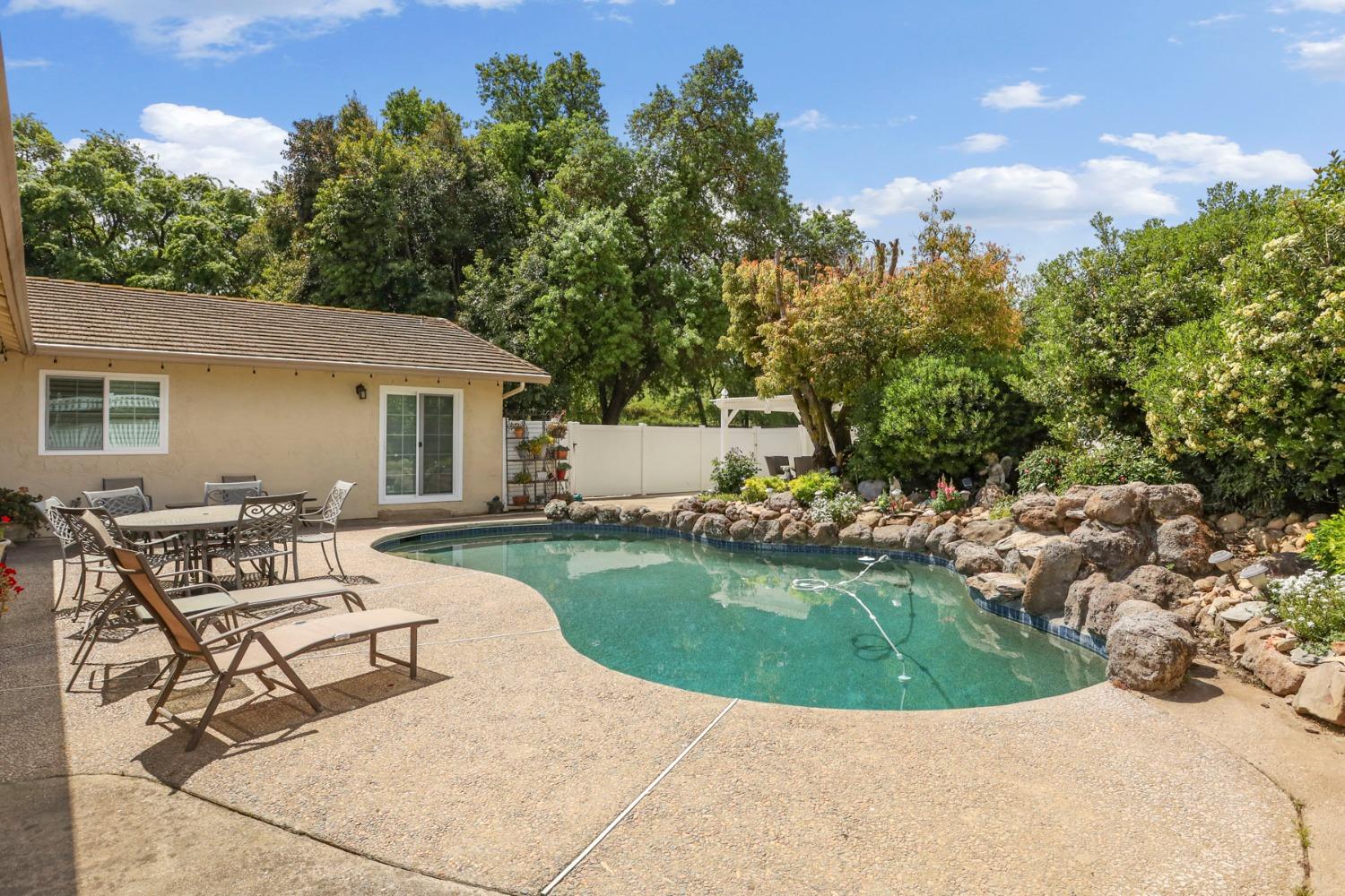 Detail Gallery Image 39 of 75 For 29595 E Shelton Rd, Linden,  CA 95236 - 4 Beds | 3 Baths