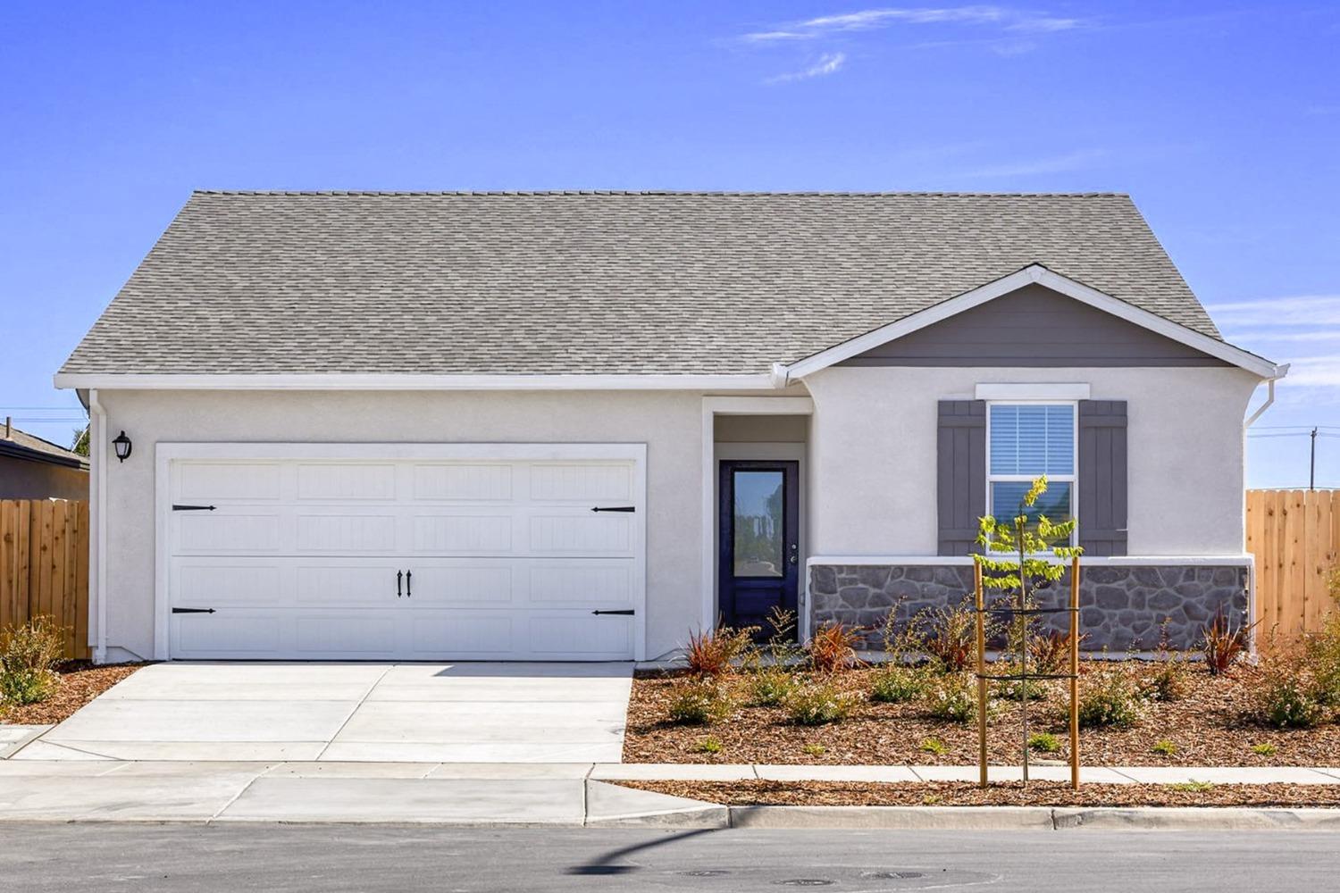 Detail Gallery Image 1 of 18 For 4412 Santa Fe St, Riverbank,  CA 95367 - 3 Beds | 2 Baths