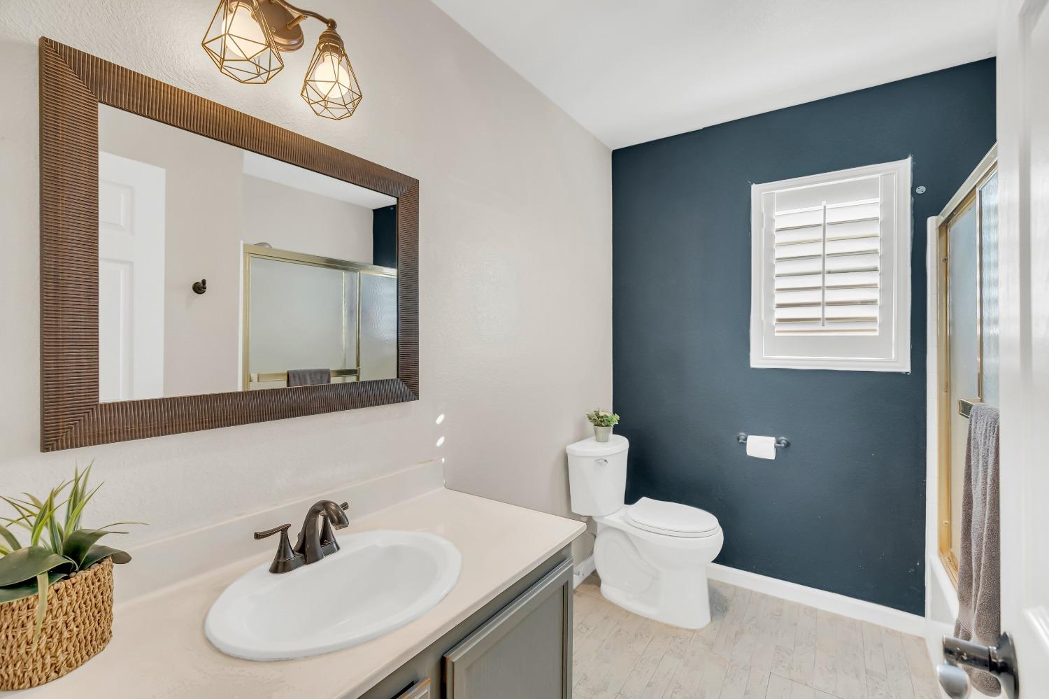 Detail Gallery Image 23 of 40 For 10961 Woolwich Way, Mather,  CA 95655 - 5 Beds | 3 Baths