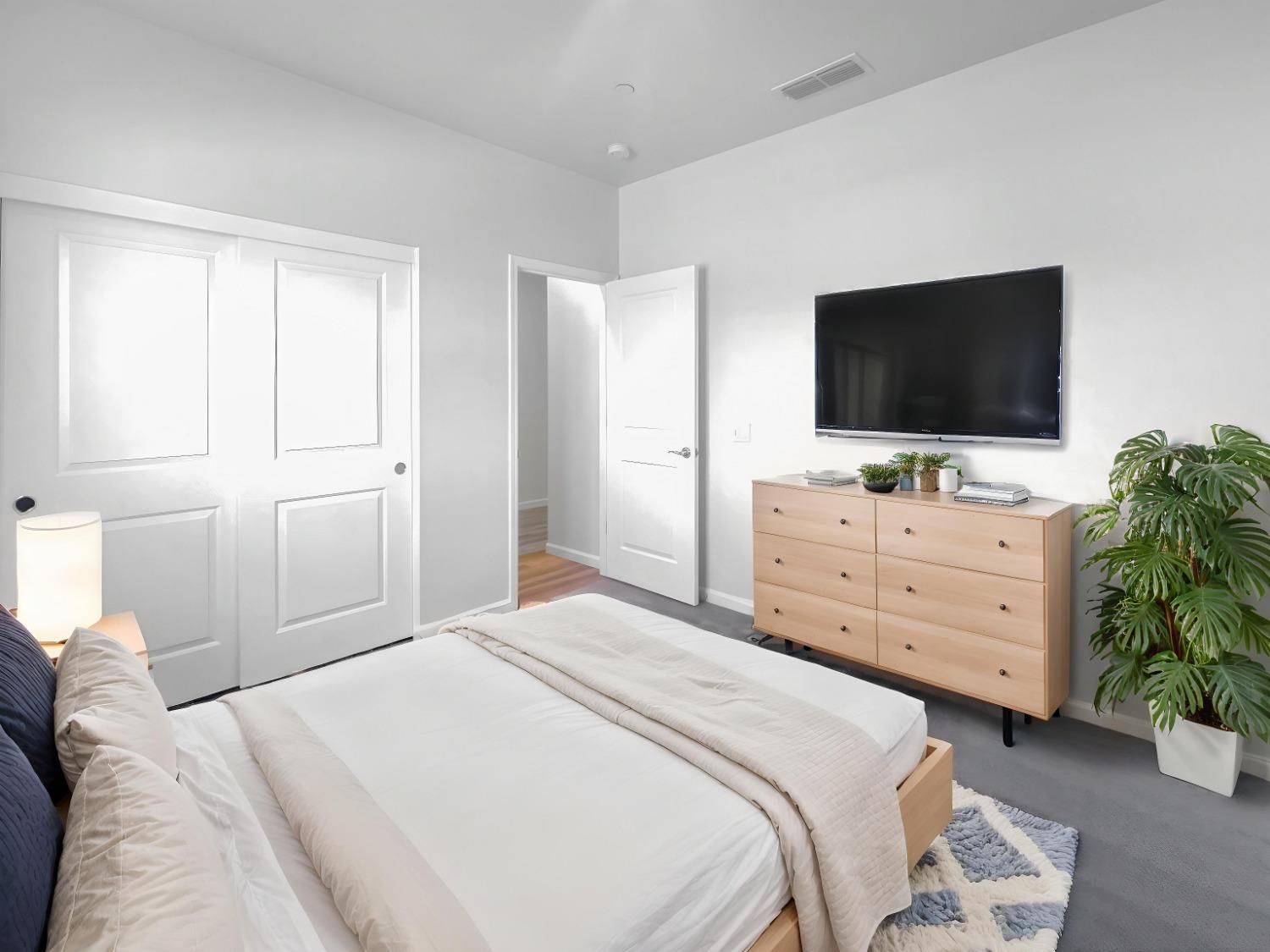 Detail Gallery Image 4 of 21 For 1314 Abrozo Way, Olivehurst,  CA 95961 - 4 Beds | 2 Baths