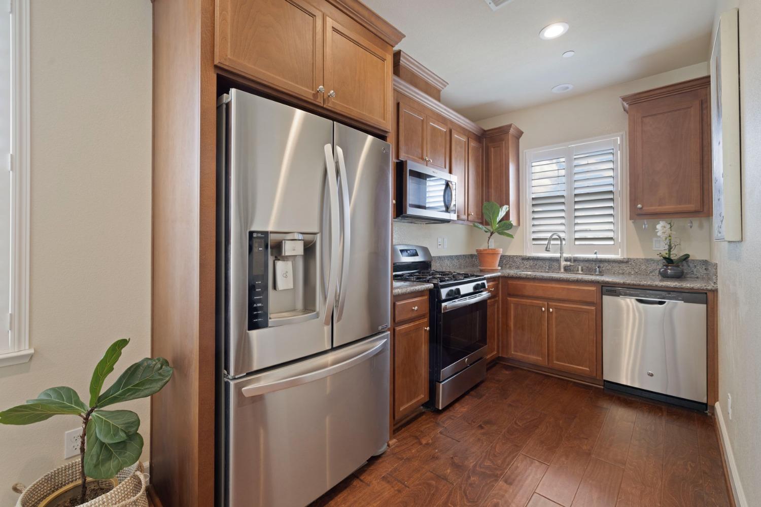 Detail Gallery Image 55 of 70 For 976 S Modena St, Mountain House,  CA 95391 - 6 Beds | 4/1 Baths