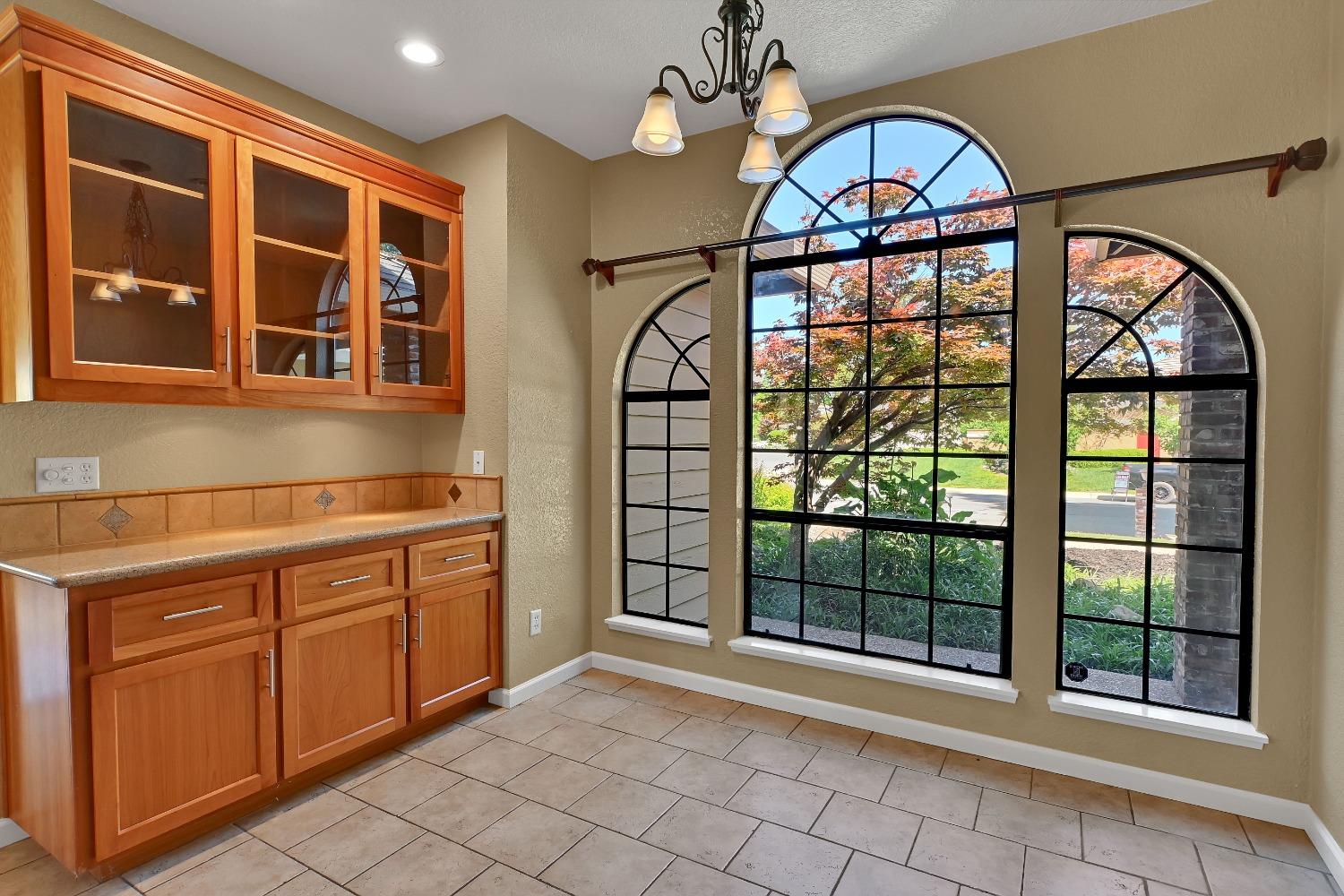 Detail Gallery Image 21 of 71 For 722 Mariner  Loop, Yuba City,  CA 95991 - 4 Beds | 2/1 Baths