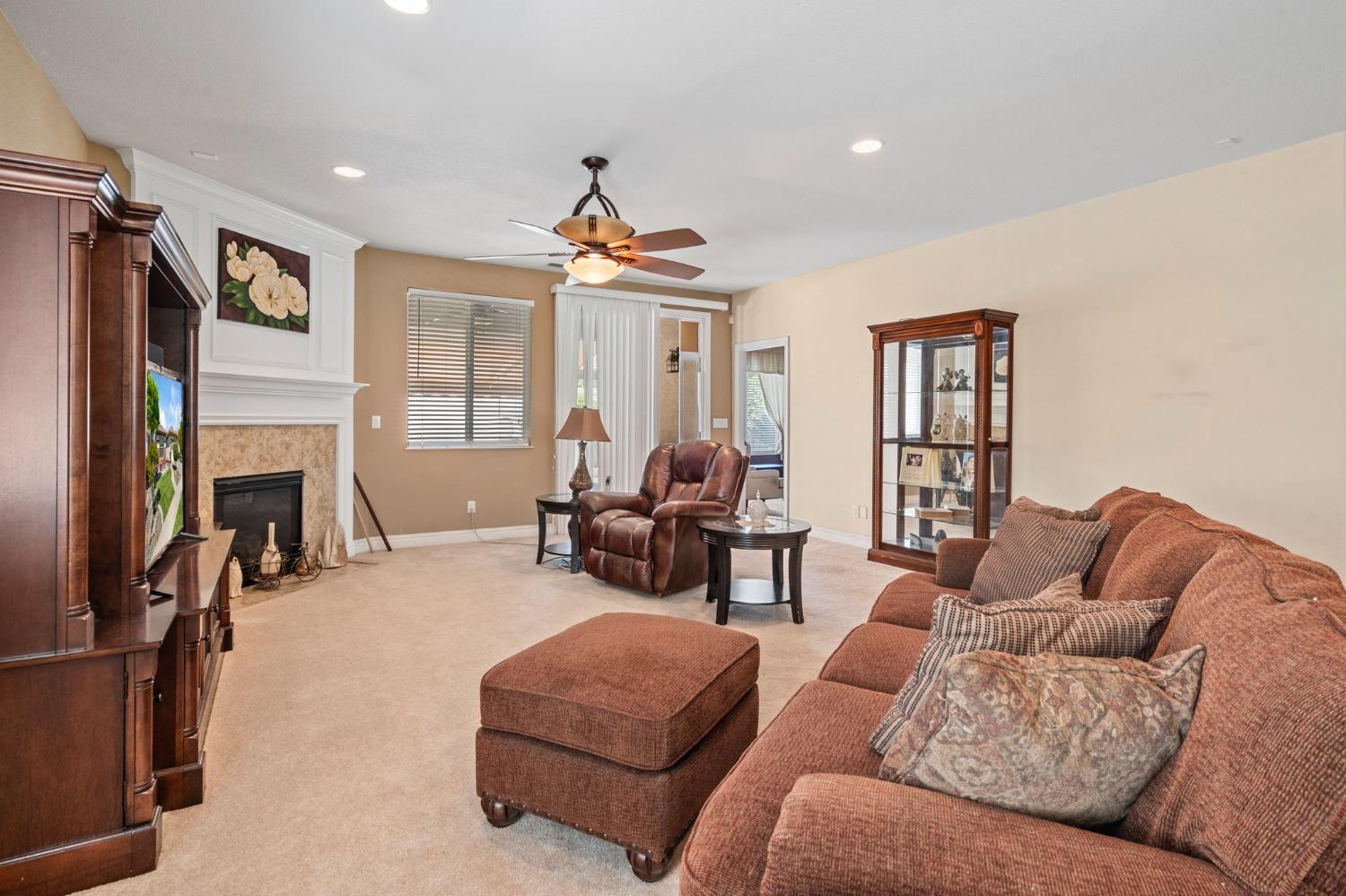 Detail Gallery Image 18 of 67 For 2337 Ashbrooke Ln, Manteca,  CA 95336 - 3 Beds | 2 Baths