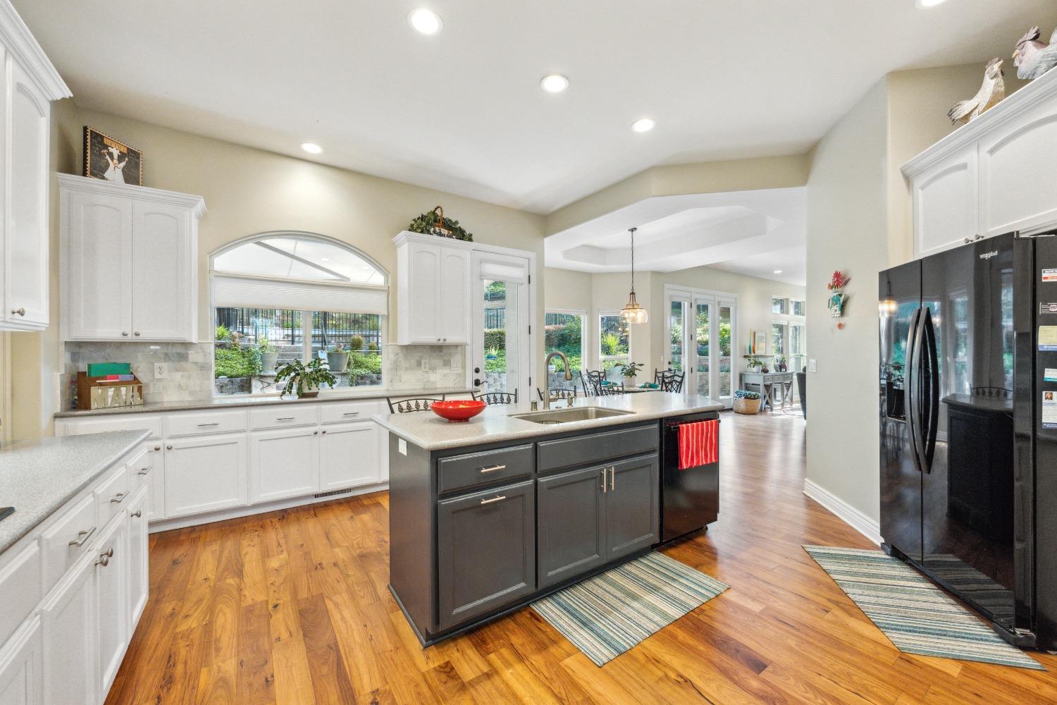 Detail Gallery Image 25 of 92 For 3415 N Chasen Dr, Cameron Park,  CA 95682 - 4 Beds | 3 Baths