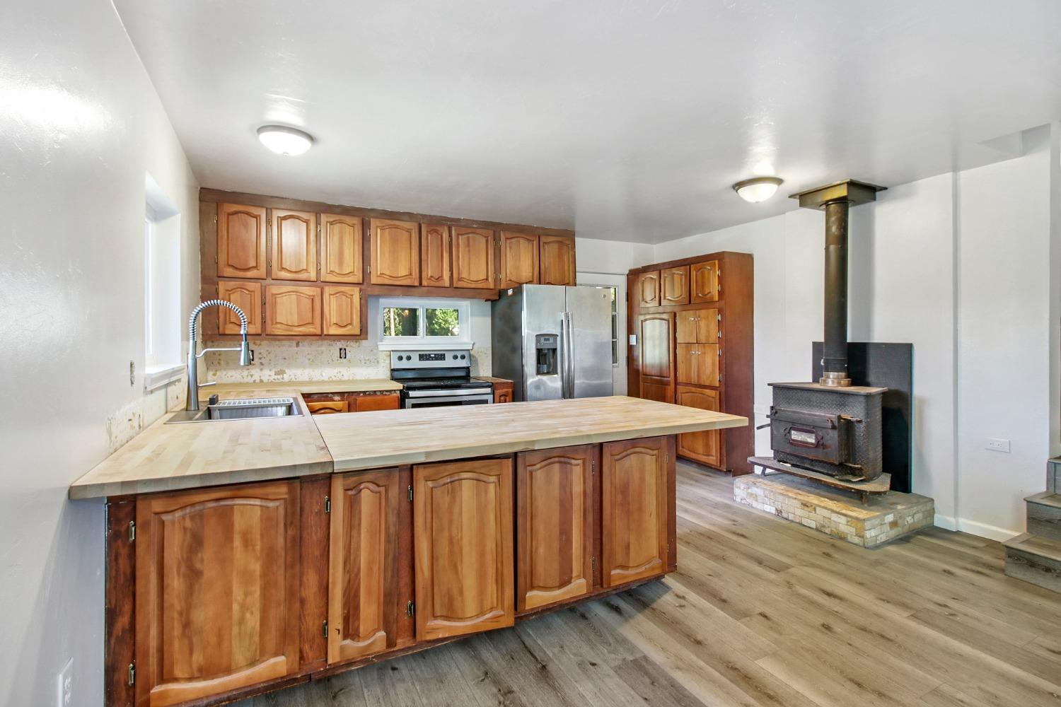Detail Gallery Image 12 of 85 For 26601 High Trees Dr, Pioneer,  CA 95666 - 2 Beds | 1 Baths
