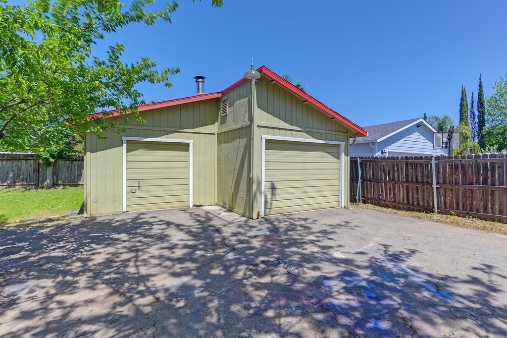 Whitney Avenue, Carmichael, California image 49