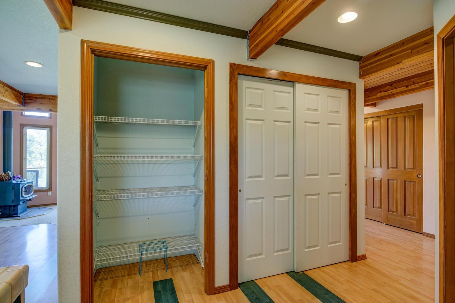 Detail Gallery Image 24 of 76 For 9413 E Ponderosa Way, Coulterville,  CA 95311 - 3 Beds | 2 Baths