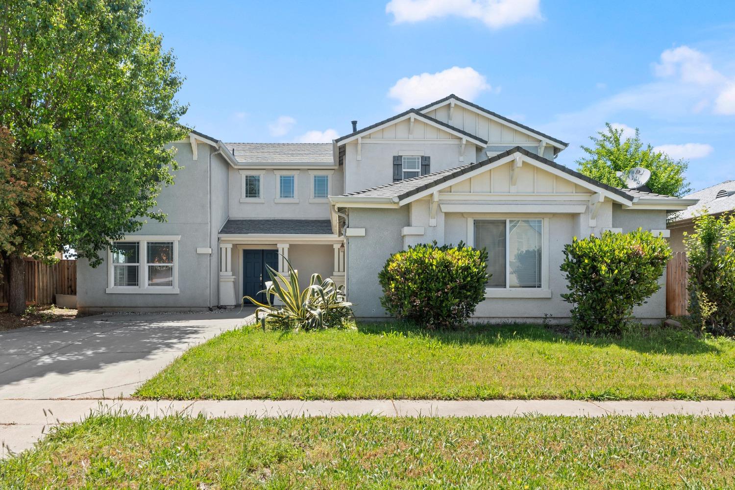 Detail Gallery Image 2 of 70 For 1530 Maryclair Dr, Olivehurst,  CA 95961 - 4 Beds | 2/1 Baths