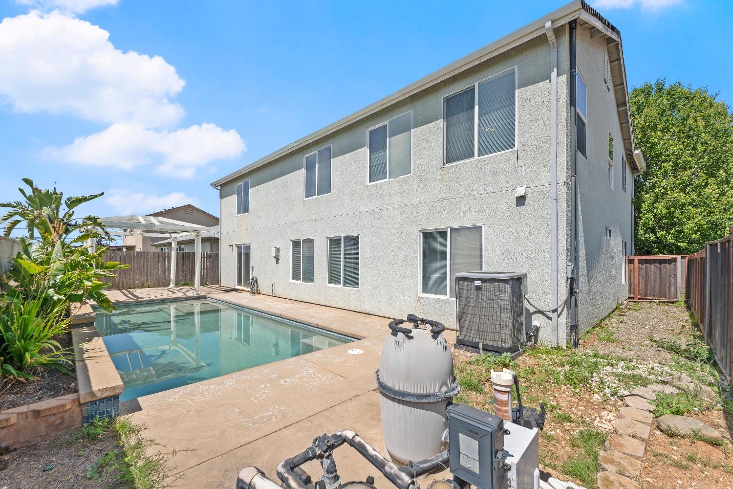 Detail Gallery Image 58 of 70 For 1530 Maryclair Dr, Olivehurst,  CA 95961 - 4 Beds | 2/1 Baths