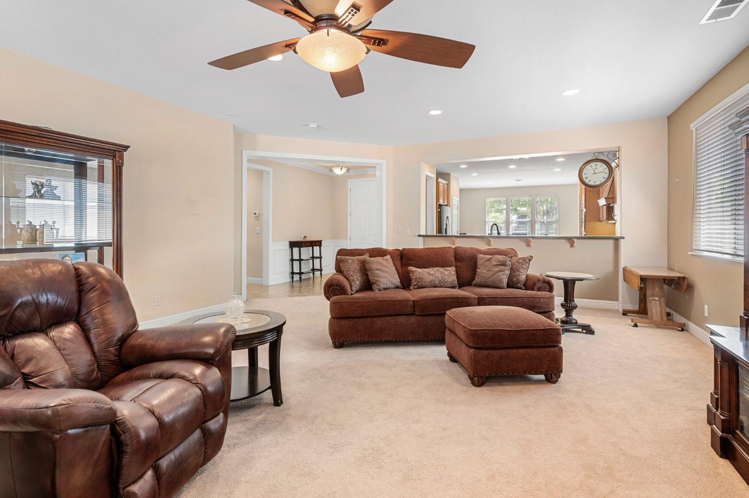Detail Gallery Image 19 of 67 For 2337 Ashbrooke Ln, Manteca,  CA 95336 - 3 Beds | 2 Baths