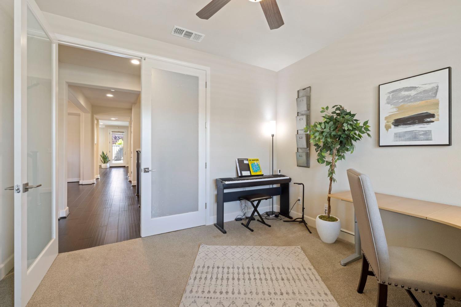Detail Gallery Image 16 of 70 For 976 S Modena St, Mountain House,  CA 95391 - 6 Beds | 4/1 Baths