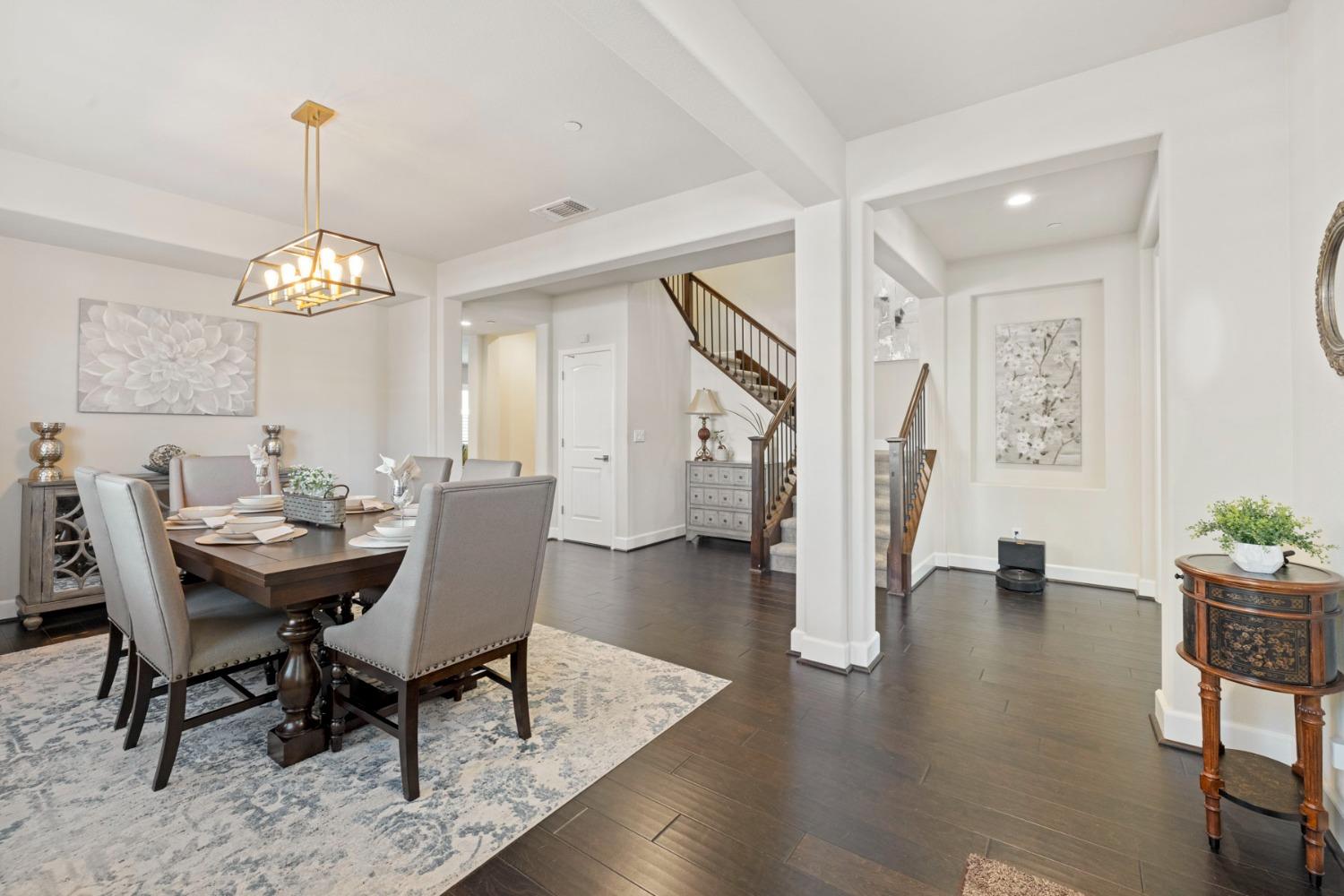 Detail Gallery Image 11 of 70 For 976 S Modena St, Mountain House,  CA 95391 - 6 Beds | 4/1 Baths