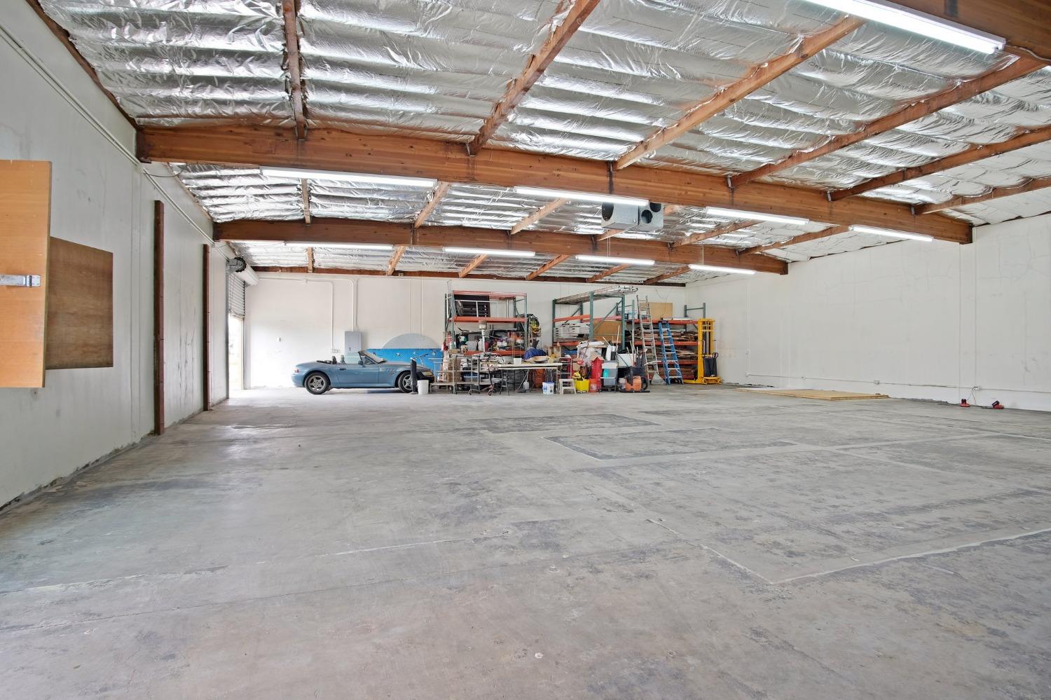 Detail Gallery Image 6 of 30 For 609 S San Joaquin St, Stockton,  CA 95203 - – Beds | – Baths