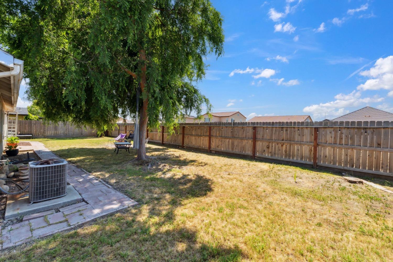 Detail Gallery Image 18 of 18 For 2932 Saginaw Ave, Clovis,  CA 93611 - 4 Beds | 2 Baths