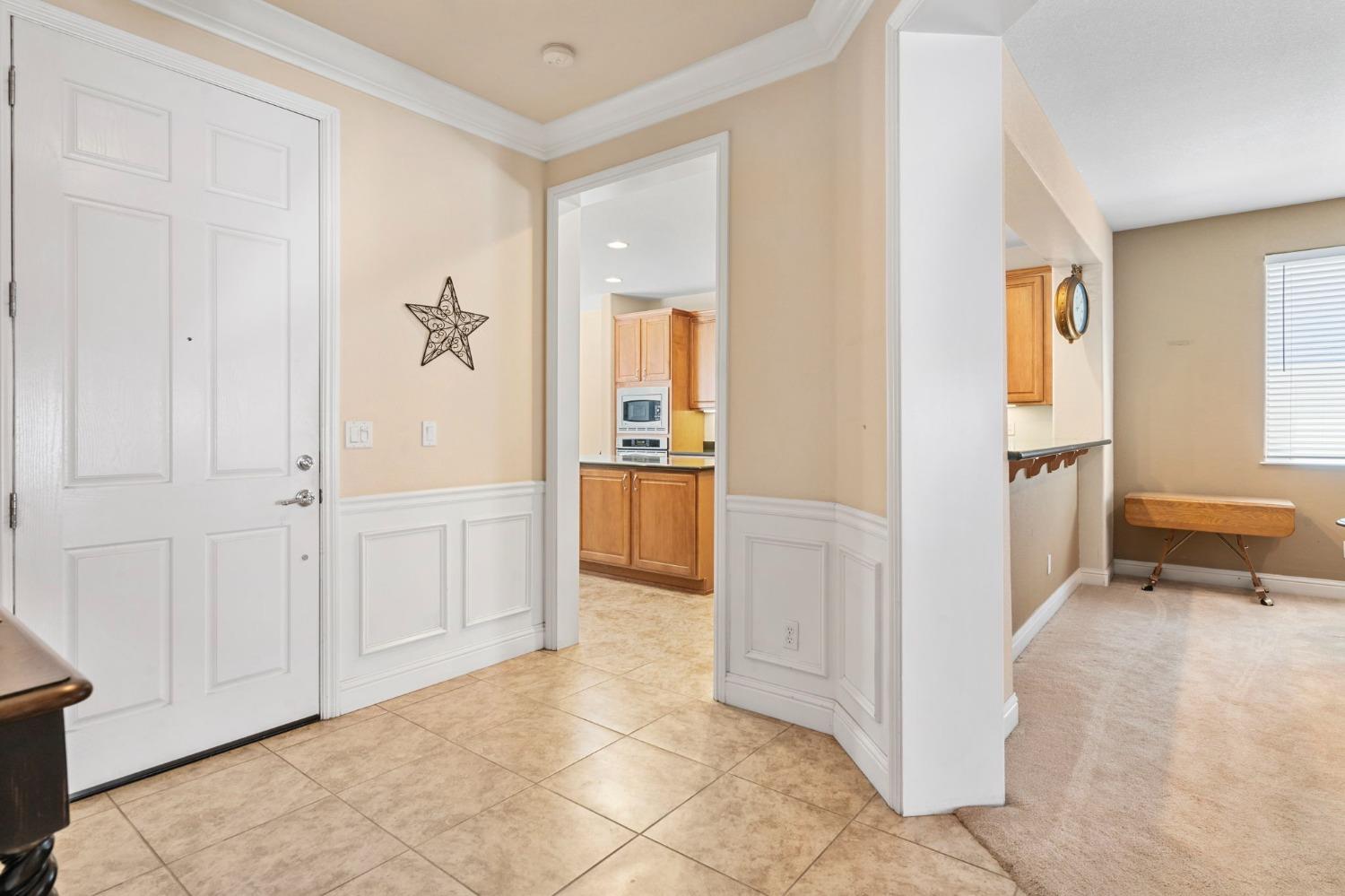 Detail Gallery Image 7 of 67 For 2337 Ashbrooke Ln, Manteca,  CA 95336 - 3 Beds | 2 Baths