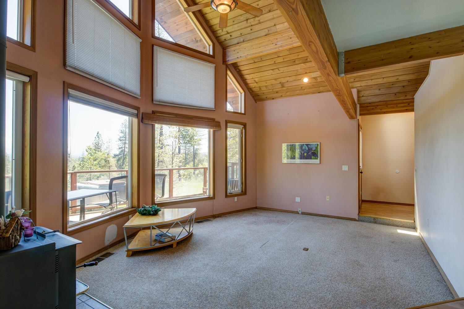 Detail Gallery Image 10 of 76 For 9413 E Ponderosa Way, Coulterville,  CA 95311 - 3 Beds | 2 Baths
