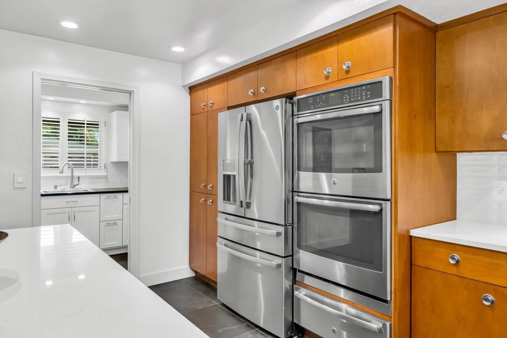 Detail Gallery Image 23 of 94 For 3250 Bonita Dr, Sacramento,  CA 95821 - 3 Beds | 3 Baths