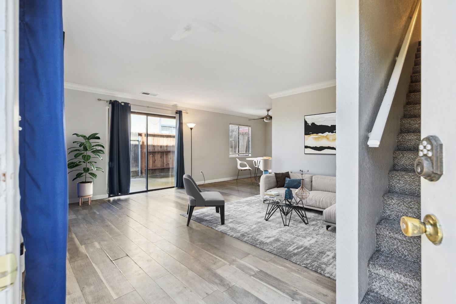 Detail Gallery Image 7 of 36 For 530 N Lincoln Ave, Manteca,  CA 95336 - 3 Beds | 2/1 Baths