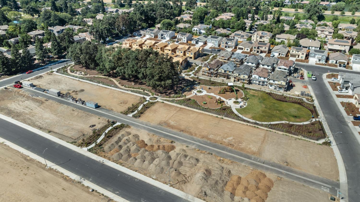 Detail Gallery Image 52 of 55 For 644 Whitewater Way, West Sacramento,  CA 95605 - 4 Beds | 3 Baths