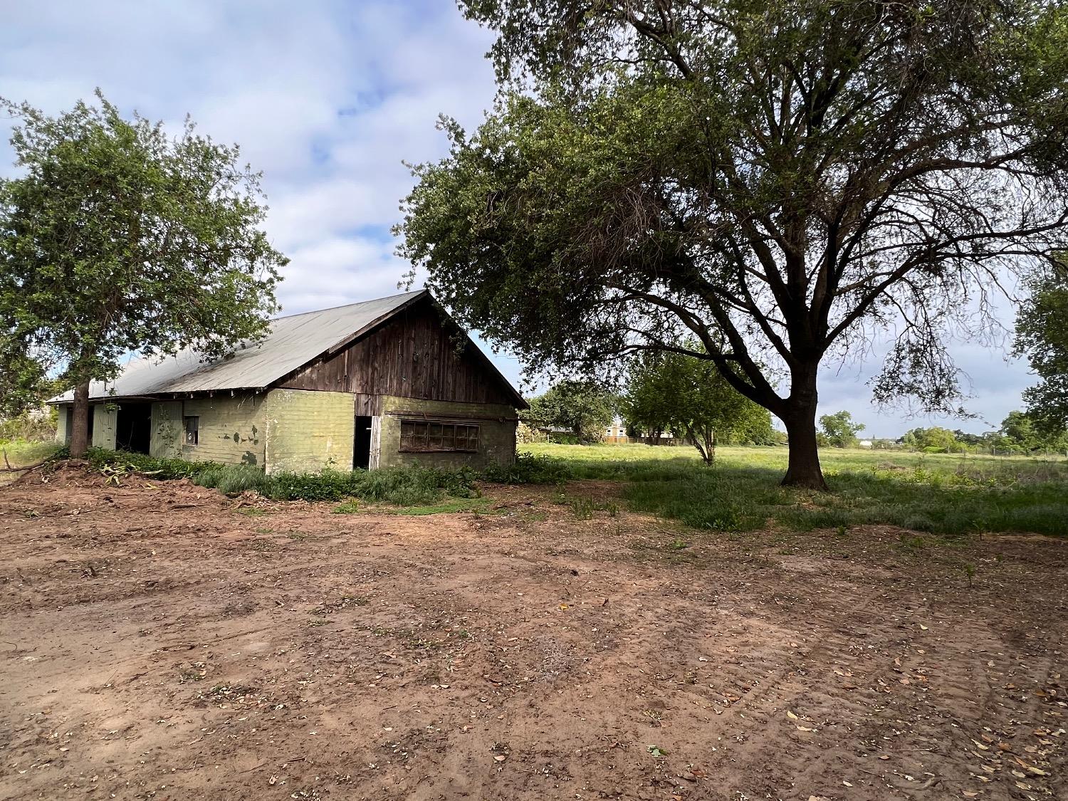 El Pomar Avenue, Waterford, California image 8