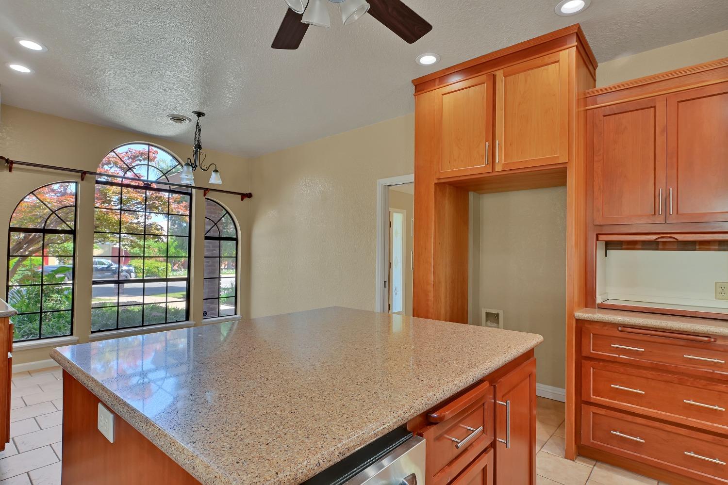 Detail Gallery Image 27 of 71 For 722 Mariner  Loop, Yuba City,  CA 95991 - 4 Beds | 2/1 Baths
