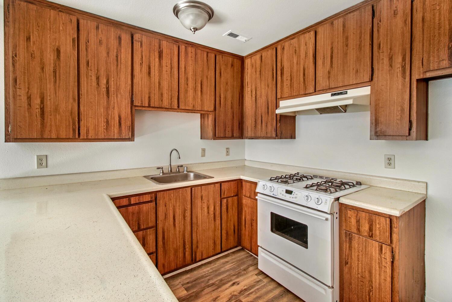 Detail Gallery Image 11 of 35 For 5521 Missie Way, Sacramento,  CA 95841 - – Beds | – Baths