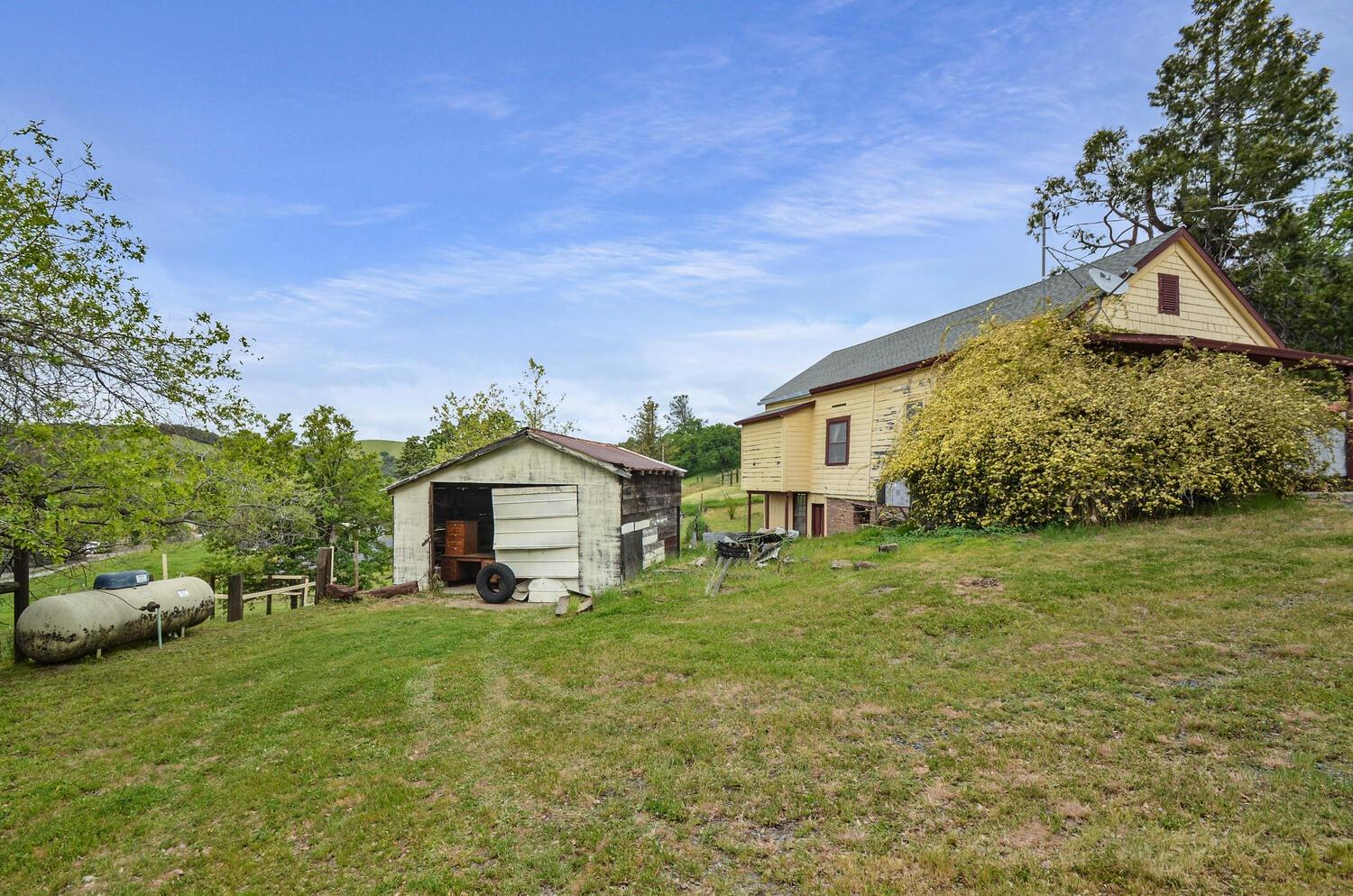 Detail Gallery Image 34 of 73 For 14849 Bunker Hill Rd, Amador City,  CA 95601 - 3 Beds | 2 Baths