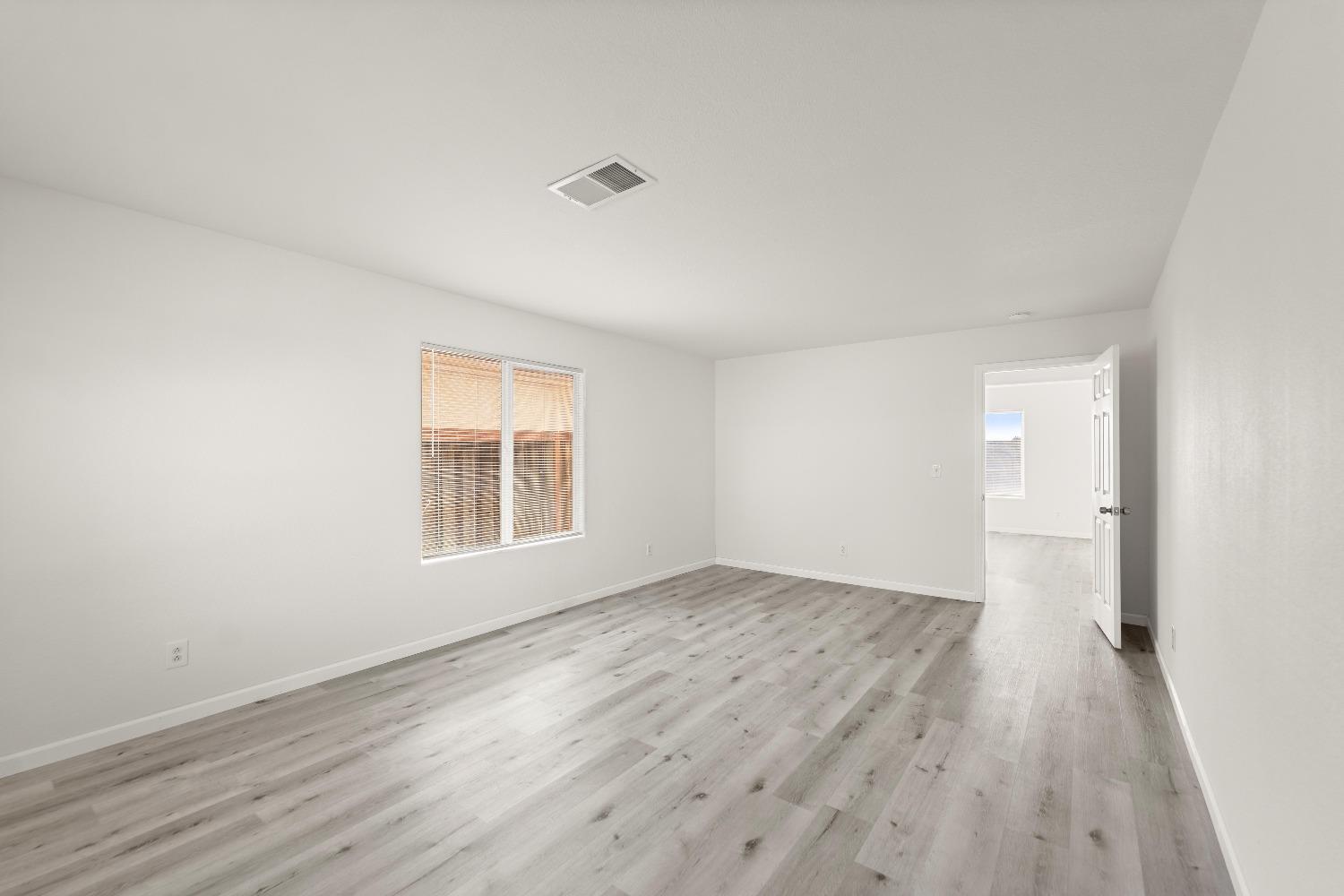 Detail Gallery Image 20 of 70 For 1530 Maryclair Dr, Olivehurst,  CA 95961 - 4 Beds | 2/1 Baths