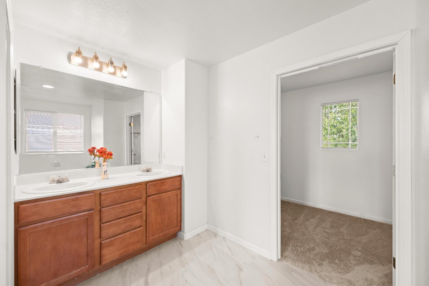 Detail Gallery Image 40 of 70 For 1530 Maryclair Dr, Olivehurst,  CA 95961 - 4 Beds | 2/1 Baths