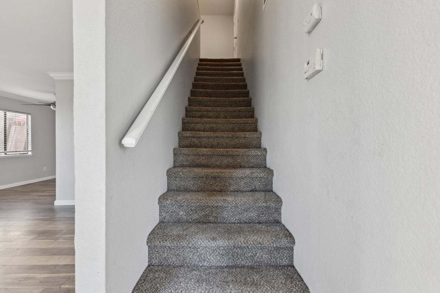 Detail Gallery Image 17 of 36 For 530 N Lincoln Ave, Manteca,  CA 95336 - 3 Beds | 2/1 Baths