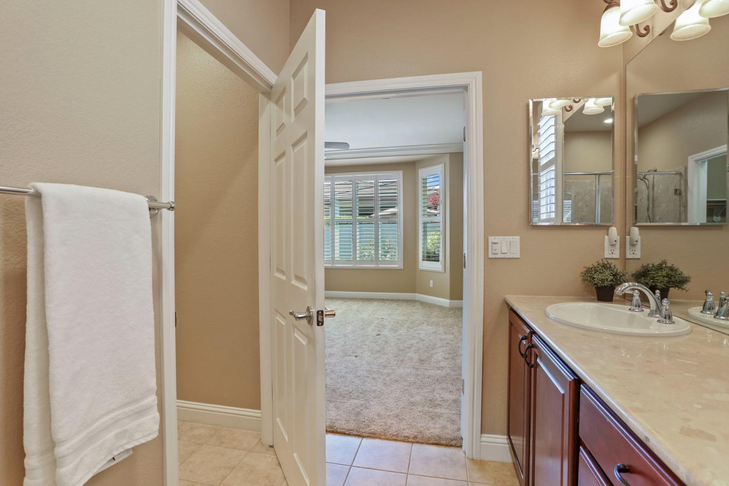 Detail Gallery Image 36 of 78 For 1736 Dogwood Glen Way, Manteca,  CA 95336 - 2 Beds | 2 Baths