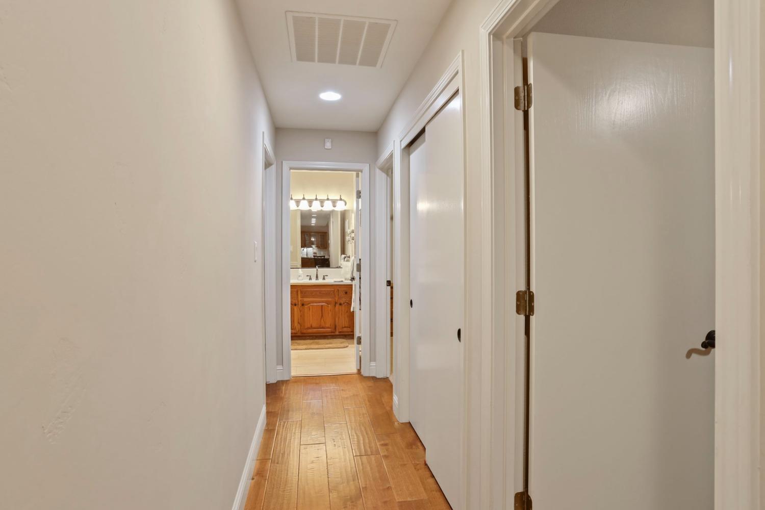 Detail Gallery Image 27 of 75 For 29595 E Shelton Rd, Linden,  CA 95236 - 4 Beds | 3 Baths