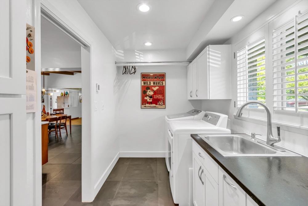 Detail Gallery Image 28 of 94 For 3250 Bonita Dr, Sacramento,  CA 95821 - 3 Beds | 3 Baths