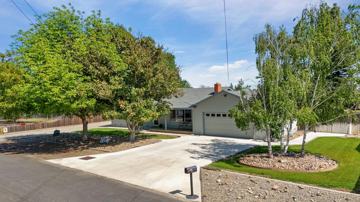 Detail Gallery Image 2 of 75 For 5446 Teixeira Dr, Stockton,  CA 95215 - 3 Beds | 2 Baths